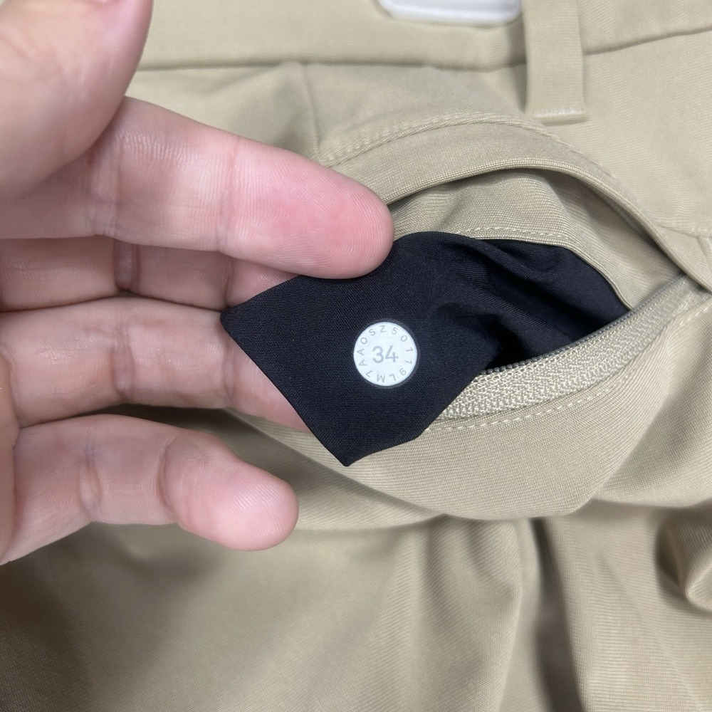 Lululemon Shorts 34 Mens Commission Slim Beige Tofino Sand 9" Inseam Chino - Picture 5 of 8